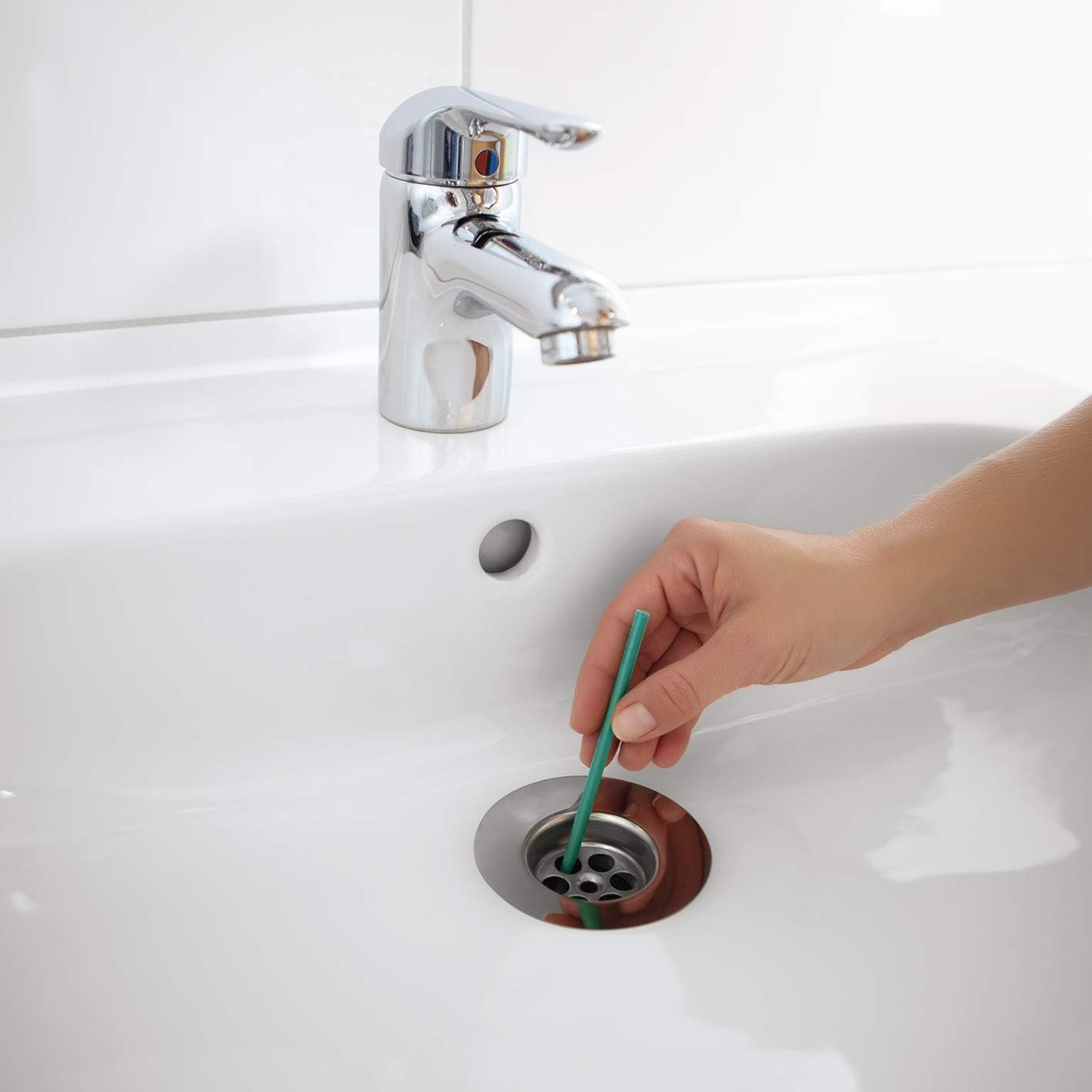EASYmaxx Abflussreiniger Sticks mit frischen Apfelduft | Rohreiniger Stäbchen für Spüle, Dusche oder Waschbecken | 1 Stick reicht für 1 Monat Frische [50er Set, Apfelduft]