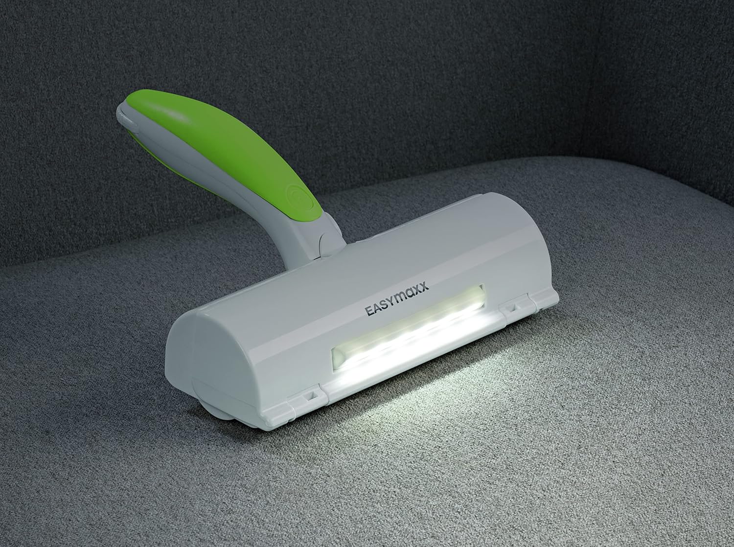 EASYmaxx Fusselrolle für Tierhaare mit integriertem Licht | Wiederverwendbare Fusselbürst für Hunde- & Katzenhaare | säubert schnell & effektiv das Sofa, Bett, Kleidung | großer Auffangbehälter [ABS] — Ansicht 4